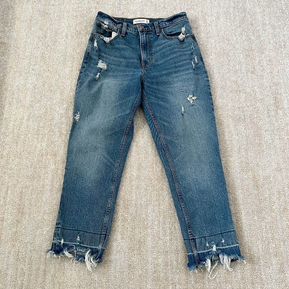 Abercrombie & Fitch High Rise Mom Jeans 27 / 4 Petite Distressed Blue